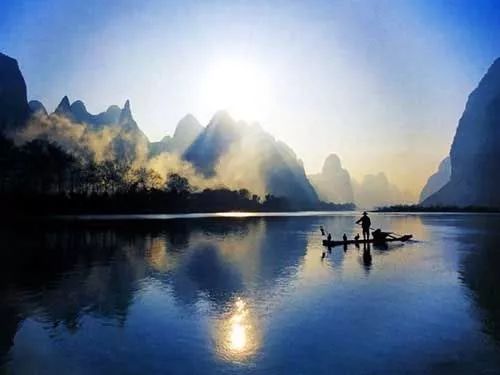 null 漓江简介-2.jpg